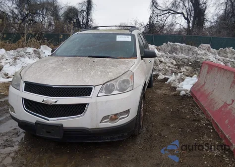 2012 Chevrolet Traverse Ls z USA, uszkodzony, nr VIN 1GNKRFED4CJ216260